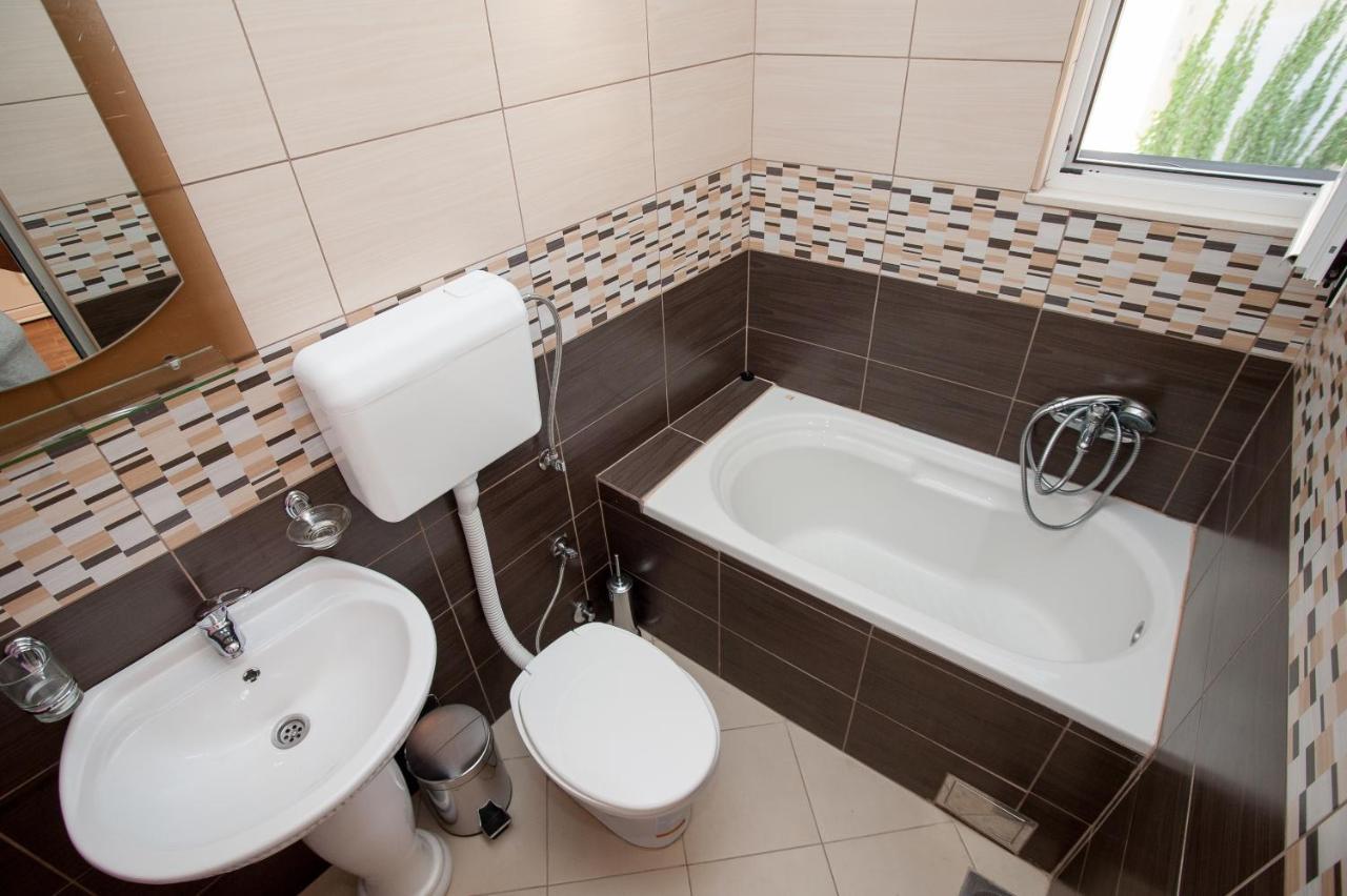 Apartments Onyx อุลซิน ภายนอก รูปภาพ