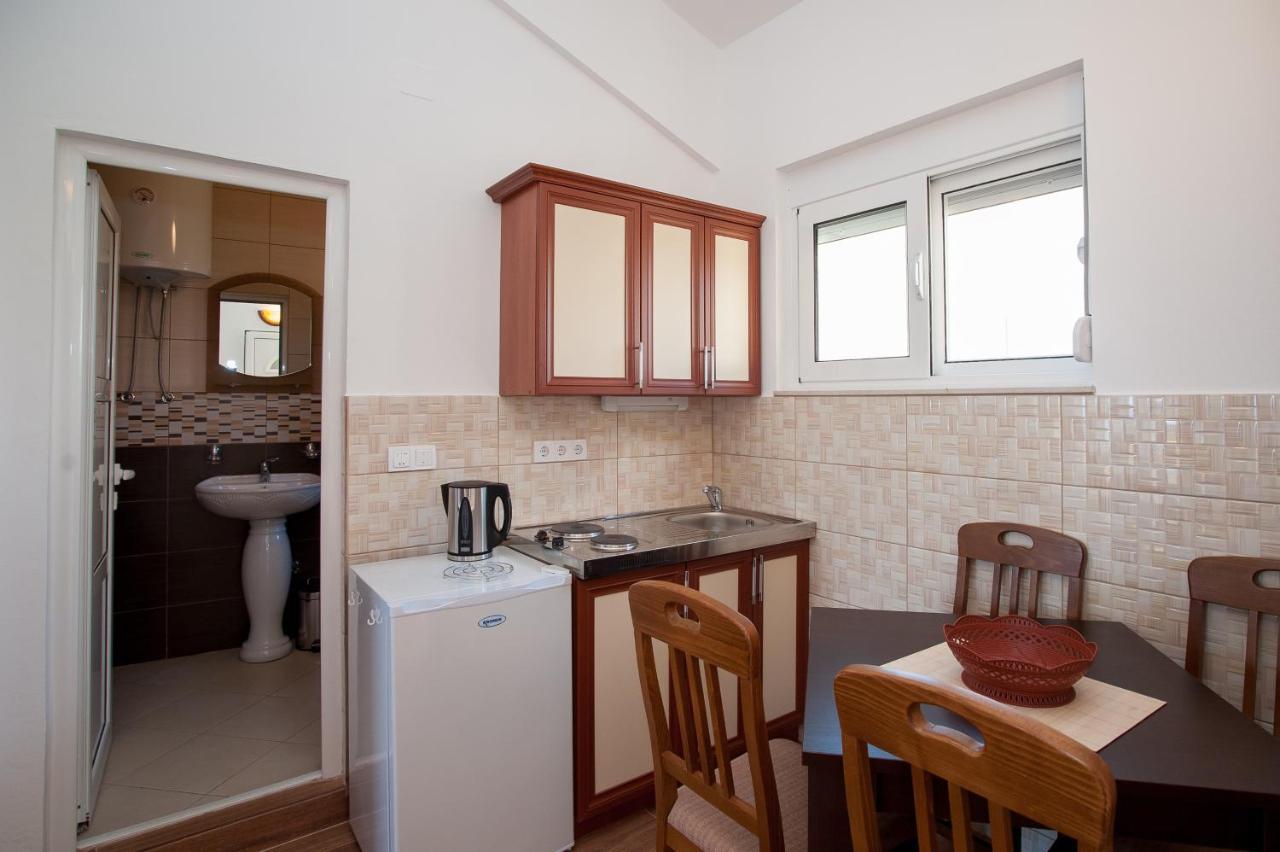 Apartments Onyx อุลซิน ภายนอก รูปภาพ